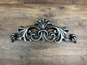 Fleur de lis Wall Topper Pediment, Over Door Wall Fleurs Royal King Queen NEW - Picture 1 of 11