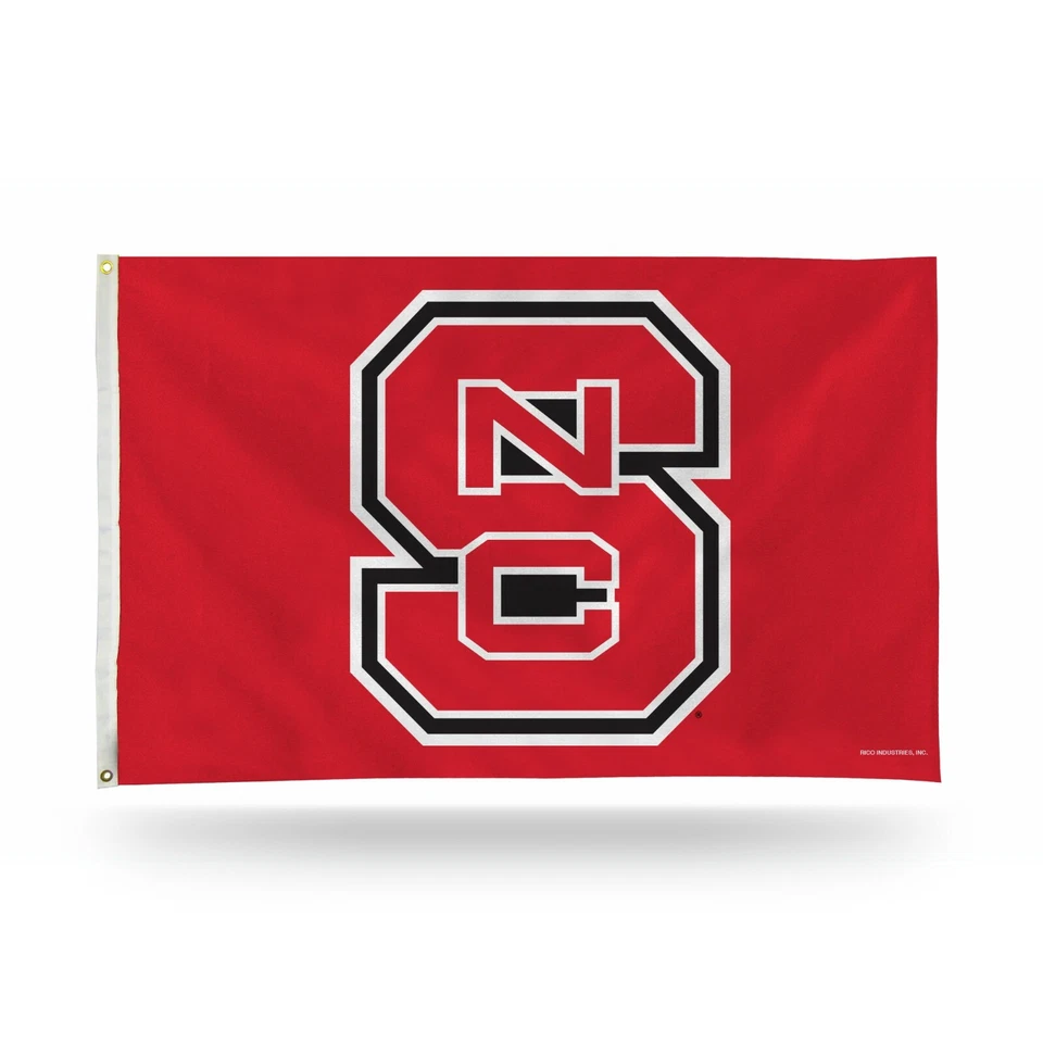 North Carolina State Wolfpack Banner Flag. 3' x 5'. Grommets.  #957 - Image 1 of 1