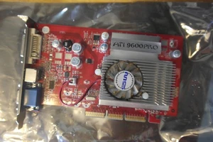 Grafikkarte ATI Radeon 9600 PRO 128MB FÜR TEILE ODER REPARATUR RAM PROBLEME - Bild 1 von 4