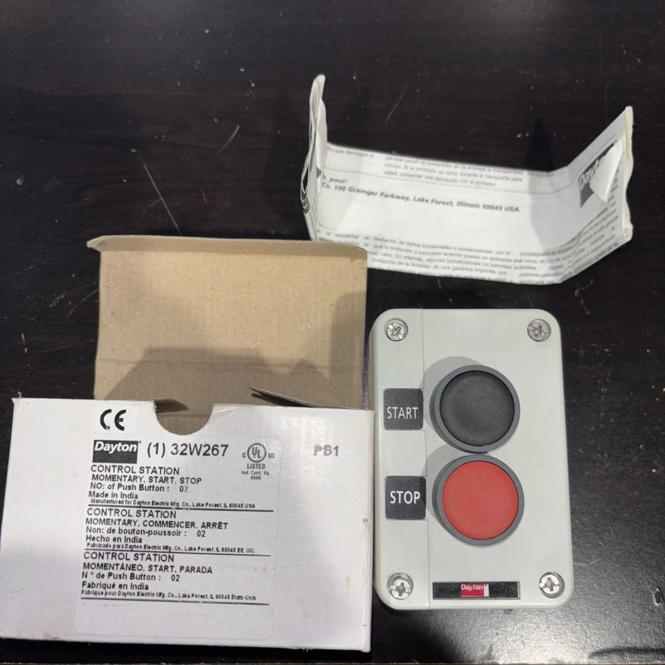 Estación de control de presión Dayton 32W267 Push Buttn, arranque/parada, 22 mm Foto 1 de 1