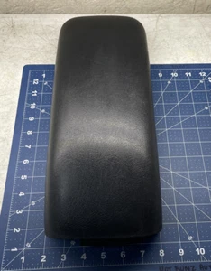 97-04 BLAZER Arm Rest Center Console Armrest Lid CURVED BLACK COVER SHIPS FAST - Picture 1 of 10