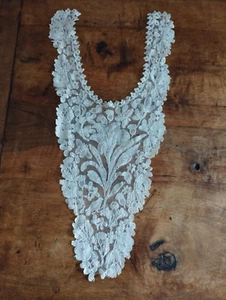 Antique Honiton hand made lace plastron/bodice front unusual Cala Lily bird Bfly - Picture 1 of 10