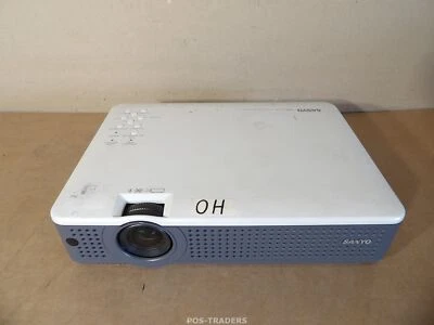SANYO PLC-XU78 Projector Beamer XGA 3LCD 3000 Lumens VGA - 0 HOURS - EXCL REMOTE - Bild 1 von 4