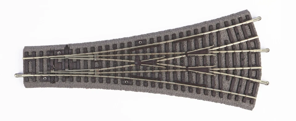 Piko 55425 H0 A-Gleis m. Bett. 3-Wegeweiche W3 - Bild 1 von 1