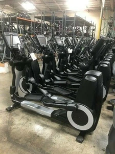 Life Fitness Discover™ SE3 Elliptical Crosstrainer Warranty included - Picture 1 of 3
