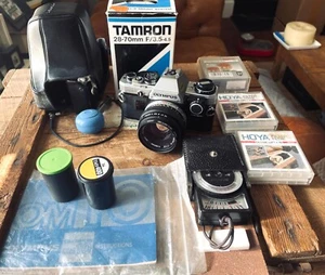 Vintage Olympus OM10 SLR Camera and Additional Lenses and Kit - Picture 1 of 17