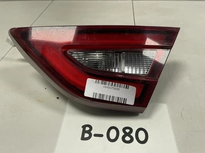 Nissan Máxima 2016 2018 luz trasera derecha lado del pasajero luz lámpara montaje en tapa Foto 1 de 4