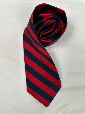 GAP Red & Navy Blue Striped Silk Necktie – 100% Silk Classic Men’s 59" - Image 1 of 4