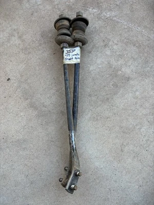 Toyota Corolla 1978 par de varillas de puntal Foto 1 de 4