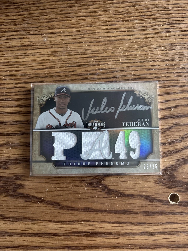 2013 Topps Triple Threads Future Phenoms Julio Teherán #126/25 (AU, MEM) Foto 1 de 2