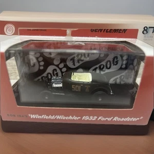 M2 Machines Winfield / Hischier Black ’1932 Ford Roadster Chase / Trog Exclusive - Picture 1 of 3