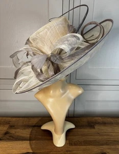Cappelli Condici Cream Grey Sinamay Hat Mother Bride Wedding Guest Races Party - Picture 1 of 20