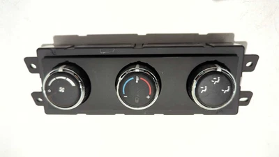 Nueva unidad de control de temperatura original OEM 2009-2012 Volkswagen Routan 55111896AC Foto 1 de 4