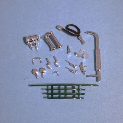 Corgi US52912 Diamond T620 Box Van Chrome Details Pack D2.4 - Image 1 of 2