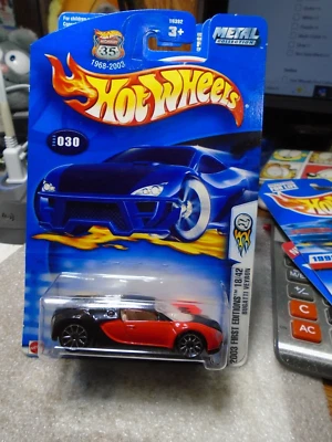 Hot Wheels 2003 First Edition #18 Bugatti Veyron - Image 1 of 2