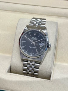 Rolex 16200 Datejust 36mm, Black Dial, Smooth Bezel - Stainless Steel on Jubilee - Picture 1 of 3