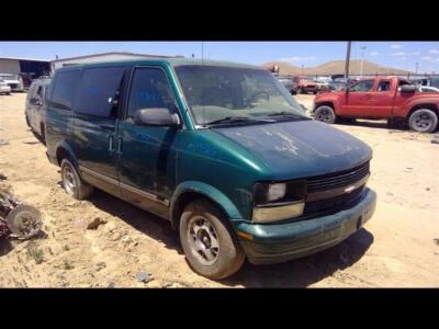 Used Right Tail Light Assembly fits: 1998 Chevrolet Astro Right Grade A - Image 1 of 4