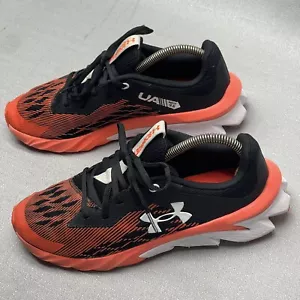Under Armour UA BGS Charged Scramjet 3 Black/Orange Boy's Sneakers - Size 6.5 - Picture 1 of 10