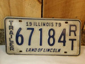 Vintage Illinois ~ Land of Lincoln ~ Single Trailer License Plate 67184RT - Picture 1 of 3