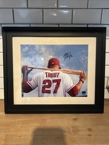 Mike Trout #27 California Angels handsigniertes 8x10 Foto signed authentication - Bild 1 von 6