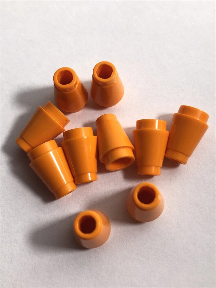 10 x LEGO 1 x 1, Round Cone, Part 4589, City, Classic, Town, Star Wars - Orange - Image 1 of 1