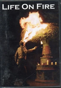 Life on Fire (DVD,2011) Fire Eating Artists Documentary NEW/SEALED - Imagen 1 de 2