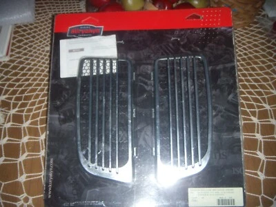 KURYAKYN, H-D RADIATOR GRILLS FOR TWIN COOLER CHROME  - Image 1 of 2