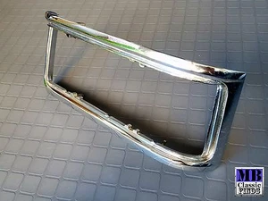 NOS Mercedes Benz W114 W115 taillight bezel 220 230 250 280 200 1158260259 - Bild 1 von 12