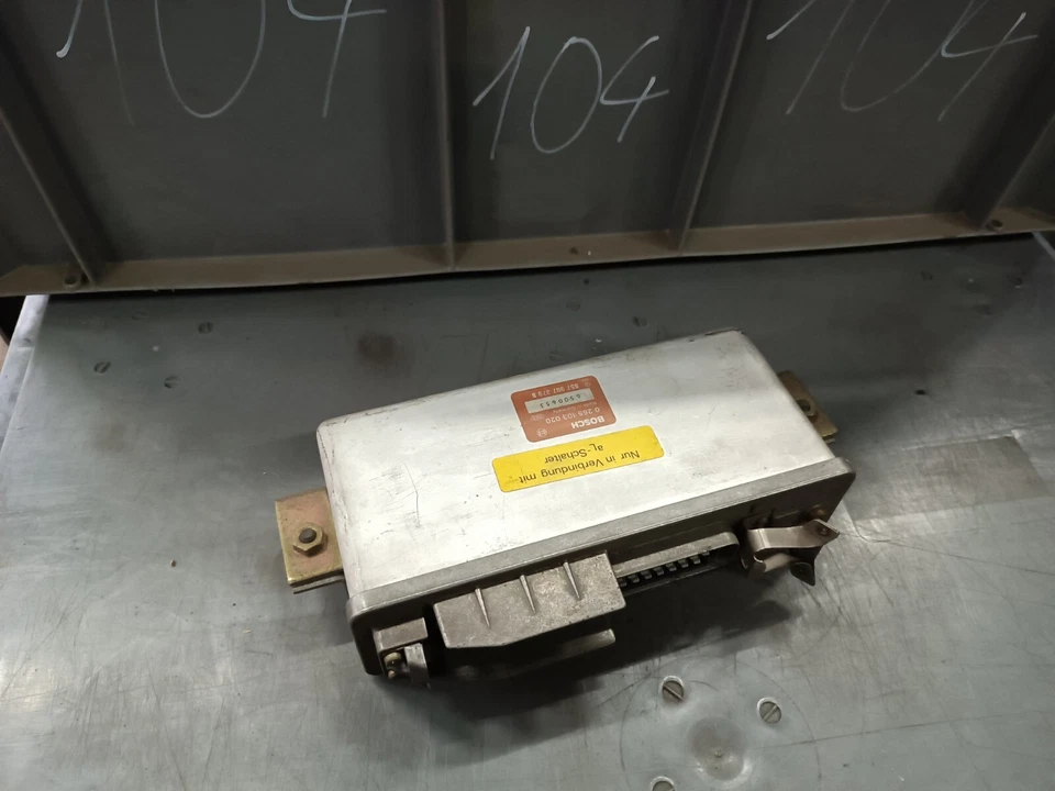 Audi 100 200 ABS Centralina Modulo Antibloccaggio 857907379B - Immagine 1 di 3