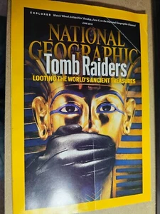 NATIONAL GEOGRAPHIC   Tomb Raiders  Summer of Sharks Poster  June 2016 - Bild 1 von 1