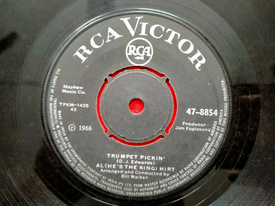 Al Hirt He'S The King Trumpet Pickin/Skillet Lickin SINGLE record 1966 India Ex - Image 1 of 2