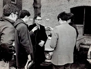 1969 Original Foto Clark University Präsident Frederick Jackson und Studenten - Bild 1 von 2