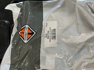 GENUINE NEW OEM INTERNATIONAL DIMMER SWITCH 452187C2 - Picture 1 of 2