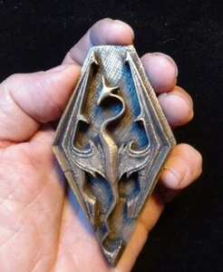 Skyrim Anstecker Pin - Bild 1 von 4