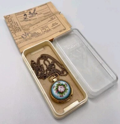 Reloj Colgante Chaika URSS De Colección para Mujer Dorado Caja/Pasaporte Original  Foto 1 de 4