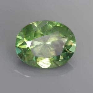 0,83 quilates - granate demantoide verde brillante natural de Namibia 23052972 - Imagen 1 de 4