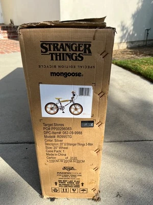 Mongoose Max Netflix Stranger Things 20 inch BMX Bike - Yellow - Image 1 of 4