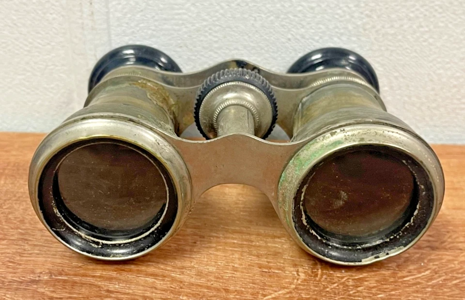 Sportiere Paris Antique Opera Glasses Binoculars Embossed Brass Floral France - Image 1 of 4