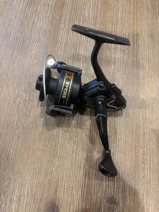 Vintage SHAKESPEARE Sigma 035 Ultralight Spinning Reel made in Japan for Parts - Picture 1 of 6