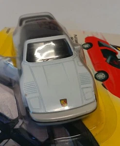 VTG White Porsche 911 : 1994 MAISTO Power Racer Diecast Pull back & go - Picture 1 of 2