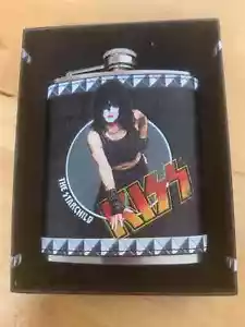 KISS - PAUL STANLEY - THE STARCHILD 7OZ HIP FLASK - NEMESIS NOW - OFFICIAL ITEM - Foto 1 di 9