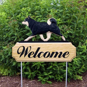 Shiba Inu Wood Welcome Outdoor Sign Black/Tan - Picture 1 of 1