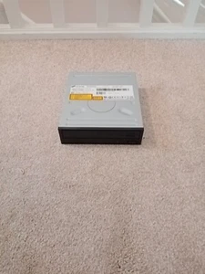 H L Hitachi LG GSA-H21N CD DVD Drive Ide Frontal Black - Picture 1 of 7