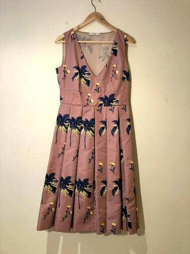 Nuovo abito rosa Prada con fiori blu e gialli 100% seta taglia 44