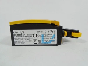 1PC New For EATON MOELLER Limit Switch LS-11/L - Bild 1 von 5