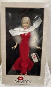 Marilyn Monroe World Puppe 1983 - Bild 1 von 12