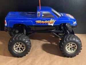 Traxxas Stampede R/C Truck - Picture 1 of 7