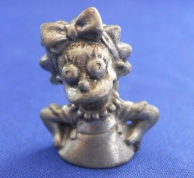 Clue Simpsons Lisa Miss Scarlet Token Replacement Pewter Piece 1st Edition 2000 - Image 1 of 4