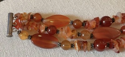 "Pulsera de plata de ley con cuentas de cornalina de 3 hilos se adapta a talla 7"" altamente pulida" Foto 1 de 4