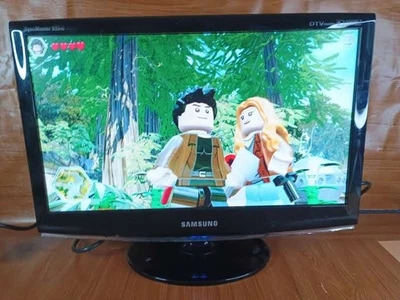 Samsung SyncMaster 933HD 19″ HD LCD TV Monitor 720p Freeview HDMI VGA - Image 1 of 4